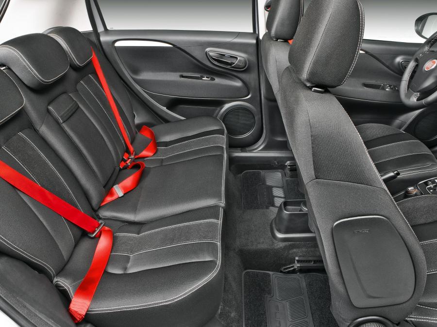  Fiat Punto Sporting 2012 года  (BR) (фото 20 из 24)